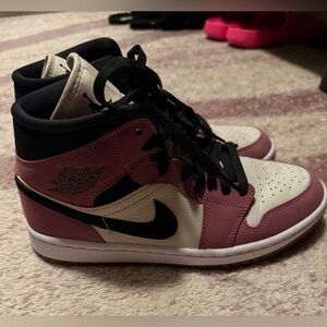 Jordan's size 9 women's